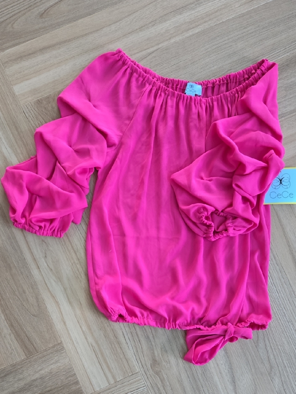CeCe Bright Fuchsia Off-Shoulder Ruffle Sleeve Top NWT Small